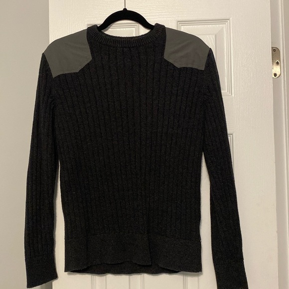 Patagonia Other - Patagonia sweater